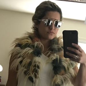 Meet your Posher, Sharon